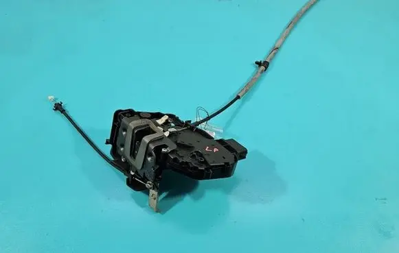 Ford Galaxy Front door lock 6M2A-R21813-MB IMPRK1517137