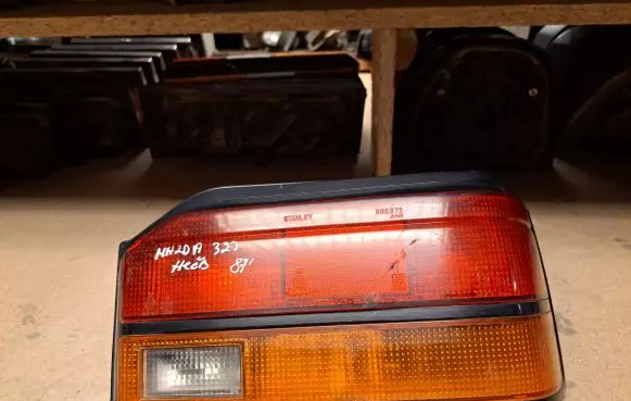 Mazda 323 Rear/tail lights 0436870R 0436870