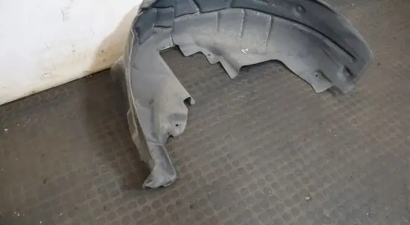 Seat Leon (5F) Rear arch 
