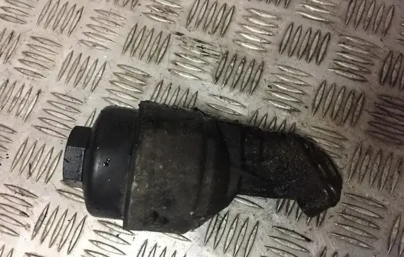 Skoda Fabia Mk2 (5J) Oil filter cover 6740173104 03D115403D