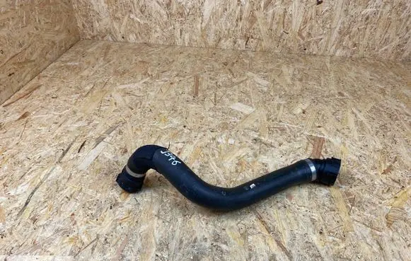 BMW 5 G30 G31 Engine coolant pipe/hose 8602603