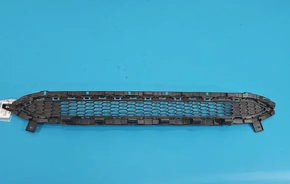 Hyundai i30 Front bumper lower grill 86561G4500 IMPRK1532104