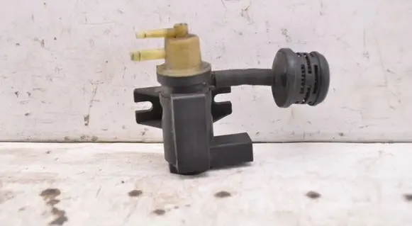 Volkswagen Transporter - Caravelle T6 Turbo solenoid valve 1K0906627E