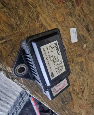 Mercedes-Benz Vito Viano W639 ESP acceleration yaw rate sensor w2110265005246