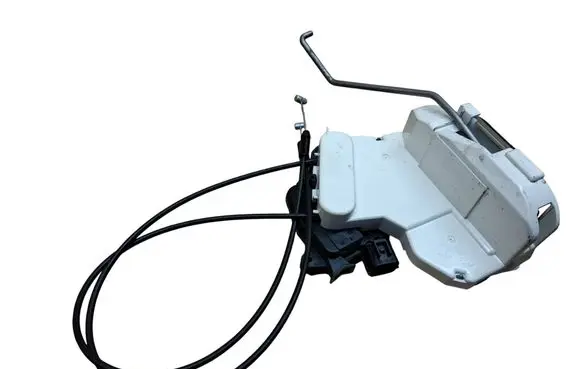 Mitsubishi i-MiEV Rear door lock 