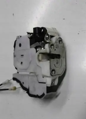 Mitsubishi Colt Loading door lock 0125