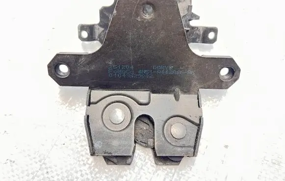 Jaguar X-Type Tailgate/trunk/boot lock/catch/latch 4N51A442A66AK