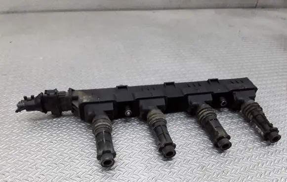 Opel Agila A High voltage ignition coil 0221503015