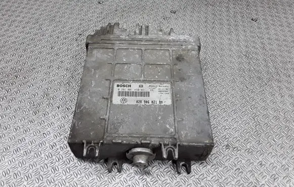 Volkswagen Polo III 6N 6N2 6NF Engine control unit/module 0281001450 028906021BN