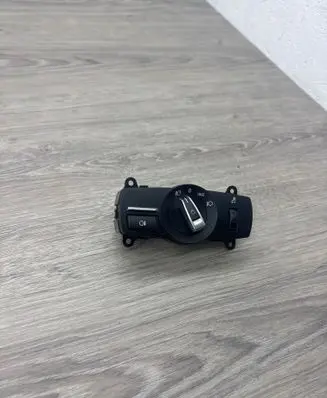 BMW 5 F10 F11 Light switch 9204067 3392040104