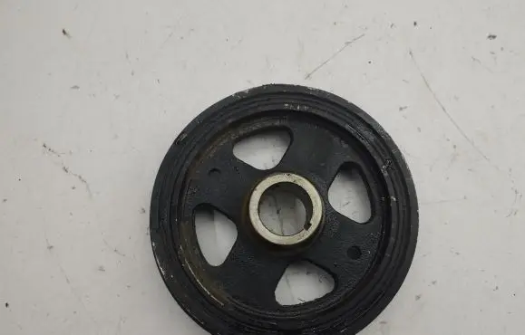 Toyota C-HR I Crankshaft pulley
