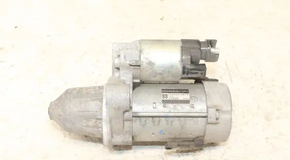 Honda CR-V Starter motor 4380000070
