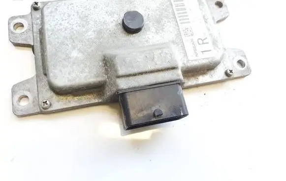 Nissan Qashqai Gearbox control unit/module emu10000n emu10-000n