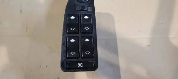 BMW 5 E39 Electric window control switch 8380646