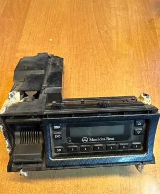 Mercedes-Benz SLK R170 Gear shifter surround trim plastic A1706800034