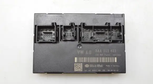 Volkswagen PASSAT B7 Comfort/convenience module 3AA959433