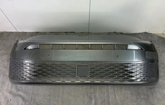 Volkswagen Caddy Front bumper 109931190100 Z1445