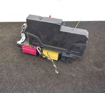 Mercedes-Benz E W212 Fuse box set 2129024301 2129004901