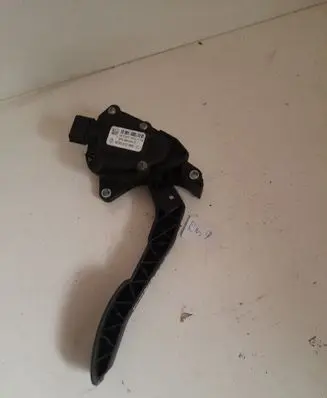 Renault Master III Accelerator throttle pedal 8200672369C