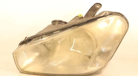 Ford C-MAX I Headlight/headlamp 16530901