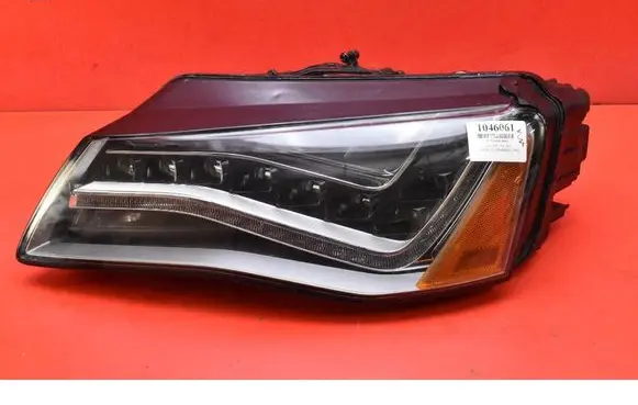 Audi A8 S8 D4 4H Headlight/headlamp 4H0941003