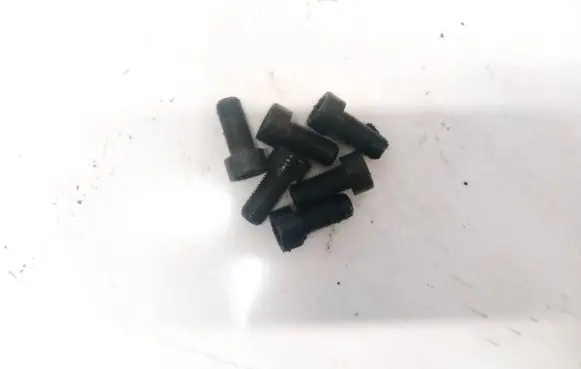 Volkswagen PASSAT B5.5 Nuts/bolts 