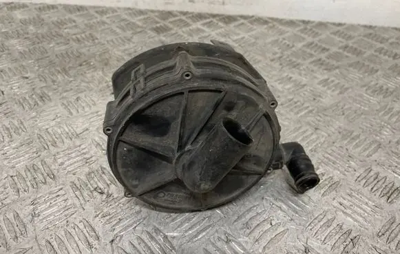 BMW 5 E39 Secondary air pump 72216665 721852