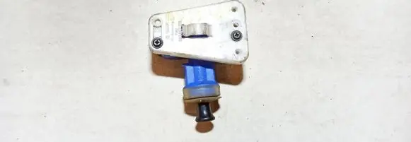 Audi 80 90 B3 Central locking motor 893862123