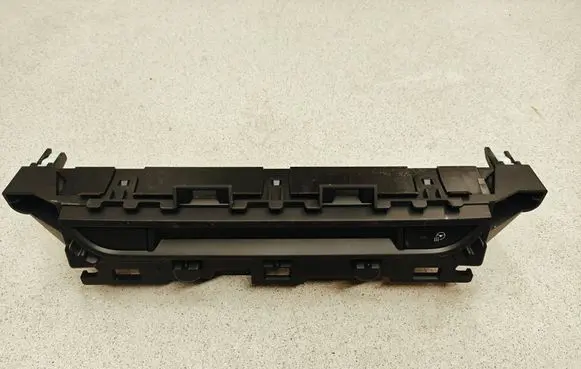 Mazda CX-5 II Seat heating switch K12355260 K9001