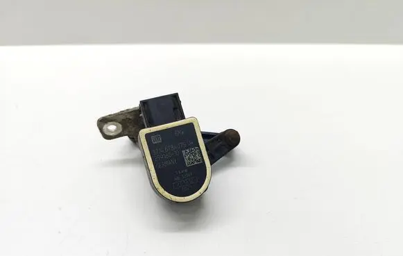 BMW 5 F10 F11 Rear air suspension level height sensor 6752797 675279702 37146752797