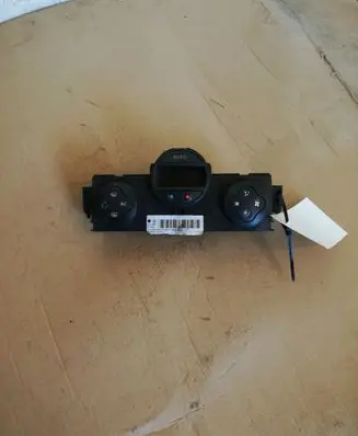 Renault Megane II Climate control unit 69340005 8200076752