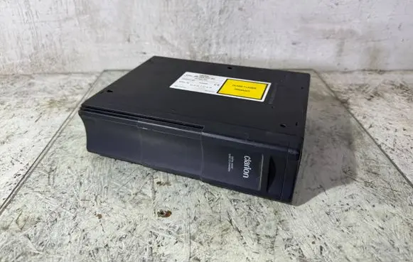 Peugeot 607 CD/DVD changer 9636561780 0387068