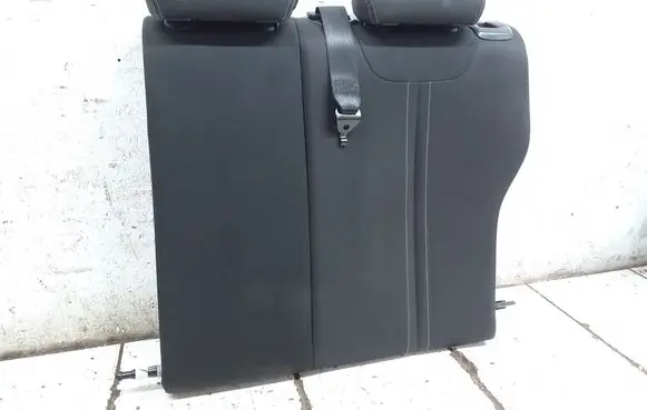Rear seat