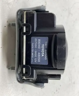 Lexus RX 450H Alarm system siren 8904048050