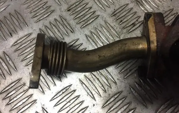 Volvo S80 EGR valve line/pipe/hose 074131525F