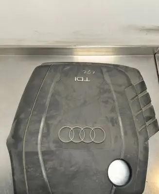 Audi A5 8T 8F Engine cover (trim) 03L103925AB