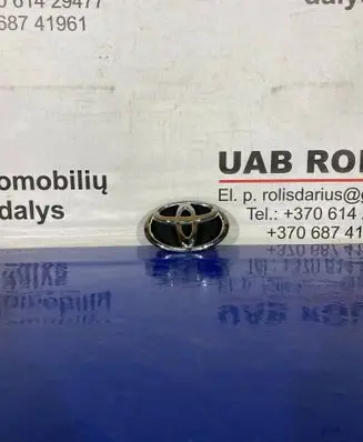 Toyota Verso Manufacturer badge logo/emblem 753110F030