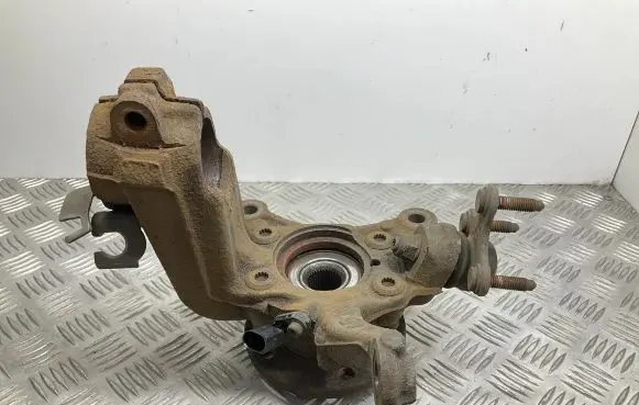 Skoda Superb B6 (3T) Front wheel hub 1K05N WHT003857