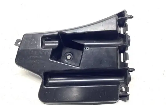 Volvo S60 Front bumper mounting bracket 30796626