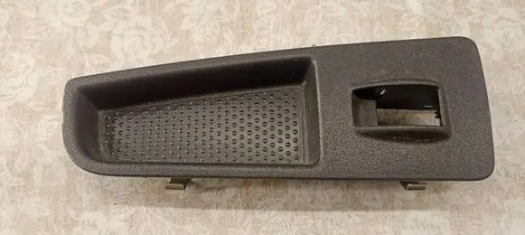 Fiat Grande Punto Front door window switch trim 735380450 735380451 610428