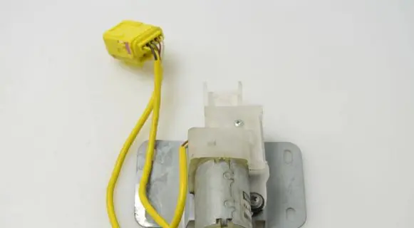 Volkswagen Phaeton Seat belt height adjuster 560973354D