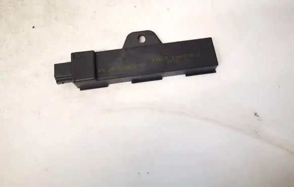 BMW 3 F30 F35 F31 Antenna control unit 6520922083202 65.20-9220832-02
