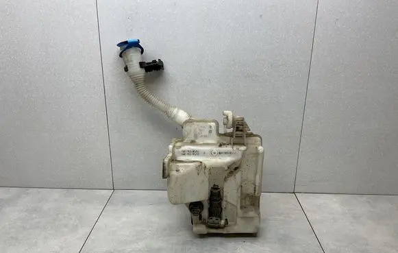 Audi A1 Windshield washer fluid reservoir/tank 6R0955453E