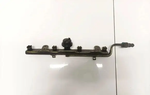 Honda FR-V Fuel main line pipe