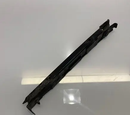 Mercedes-Benz E W211 Front bumper mounting bracket A2118801214 2118801214