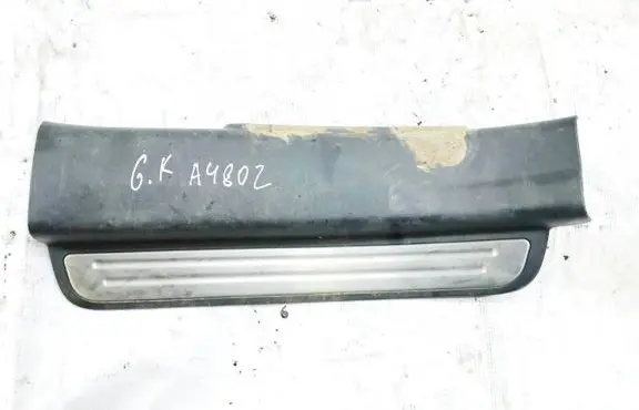 Chevrolet Captiva Rear sill trim cover 96630473