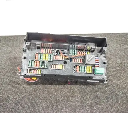 BMW 5 F10 F11 Fuse box set 9234421