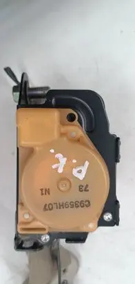 Subaru Impreza III Front seatbelt C9359HL07