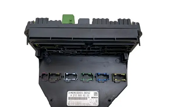 Mercedes-Benz E W212 SAM control unit A2129009225