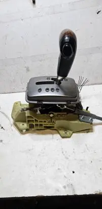 KIA Sorento Gear shifter/selector DWA3E22111